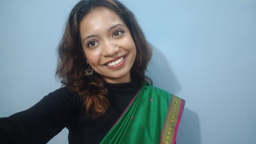 Maahi Mehta English,Business Study,Social Science home tutor in Prayagraj.